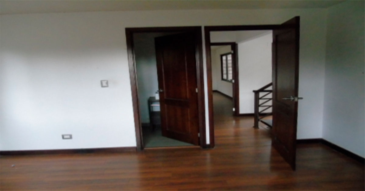 Venta de Casa o Casas, Terrenos, Propiedades, Apartamentos, Inmuebles en Guatemala, zona 11, zona 7, zona 2, zona 18, zona 16, Mixco, Carretera Al Salvador, Fraijanes, Santa Catarina Pinula, Antigua Guatemala, Villa Nueva, Villa Canales, San Miguel Petapa - Venta o Alquiler de Casas En Guatemala